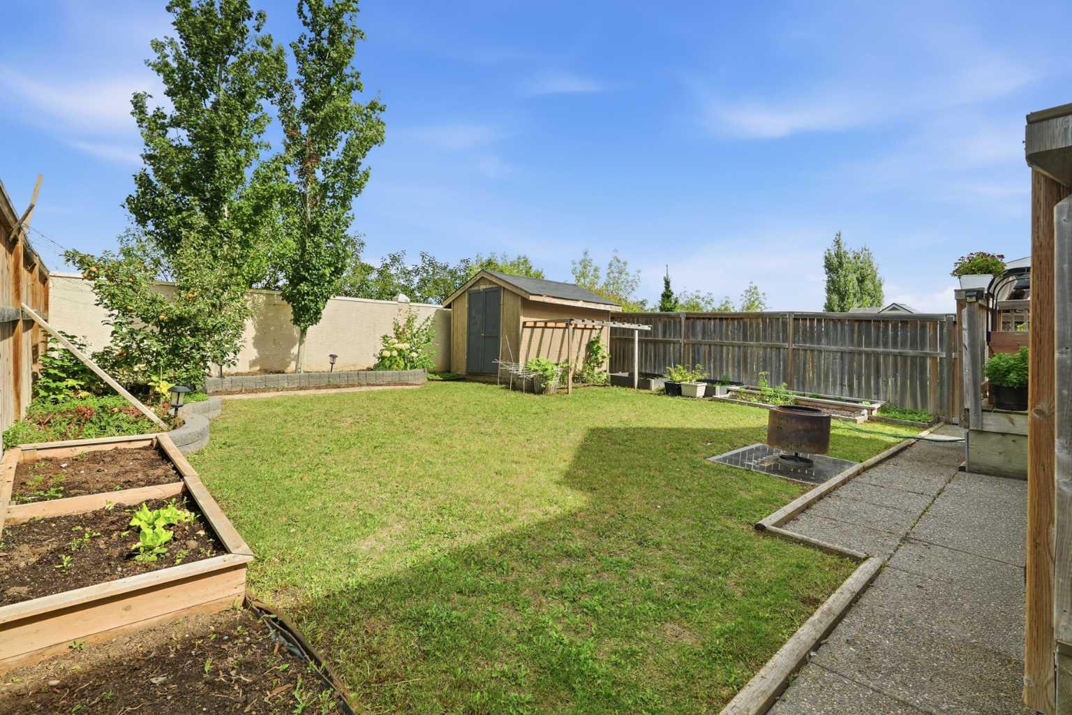 139 New Brighton Close SE