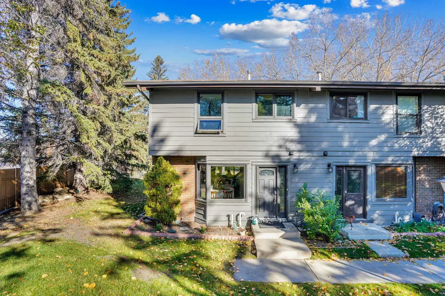 27, 10910 Bonaventure Drive SE
