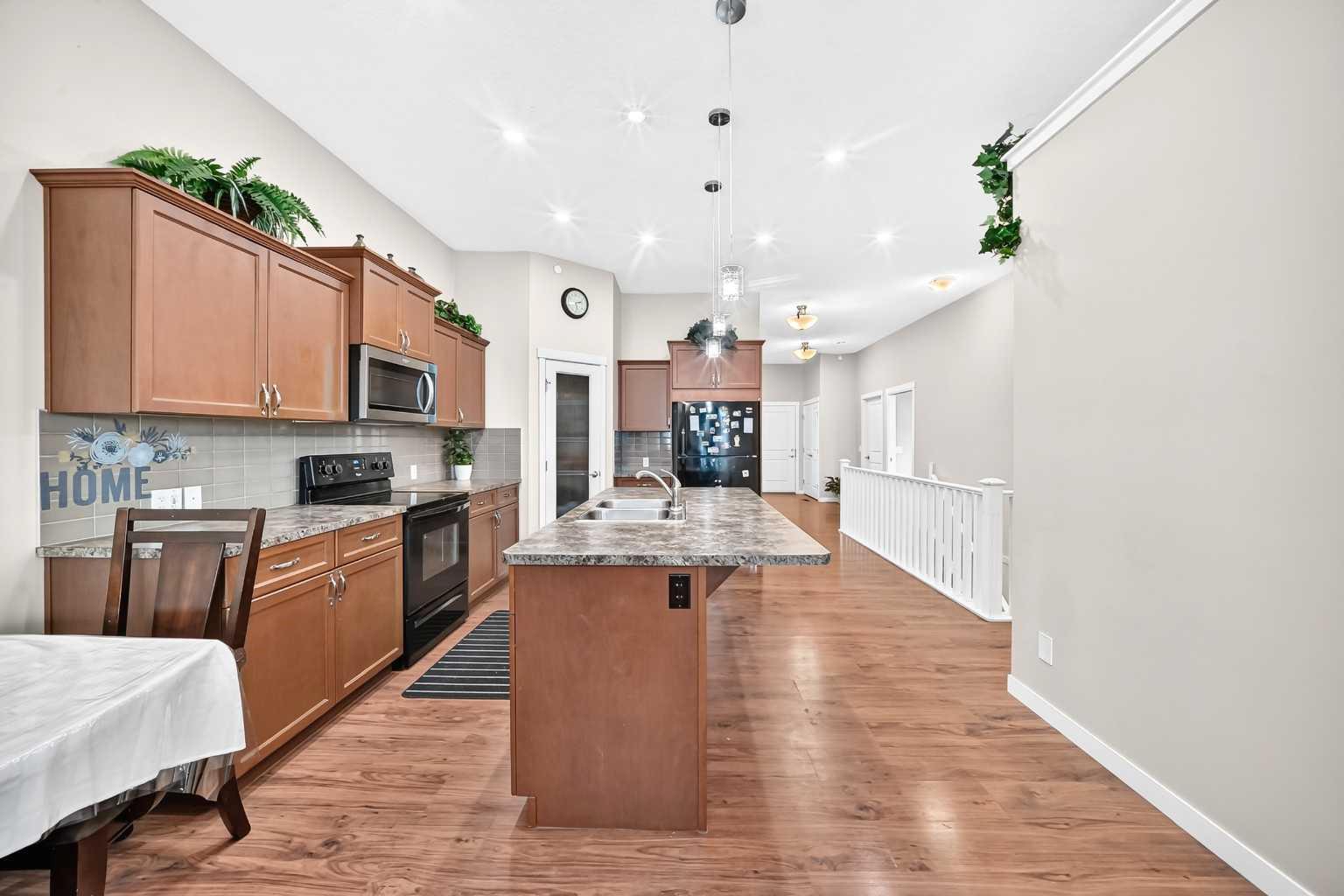 92 Evansfield Place NW
