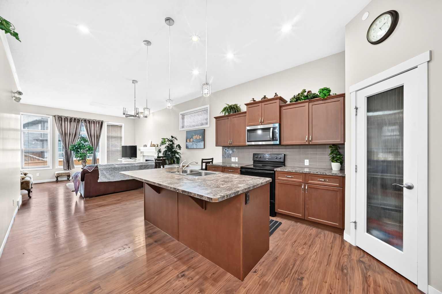 92 Evansfield Place NW