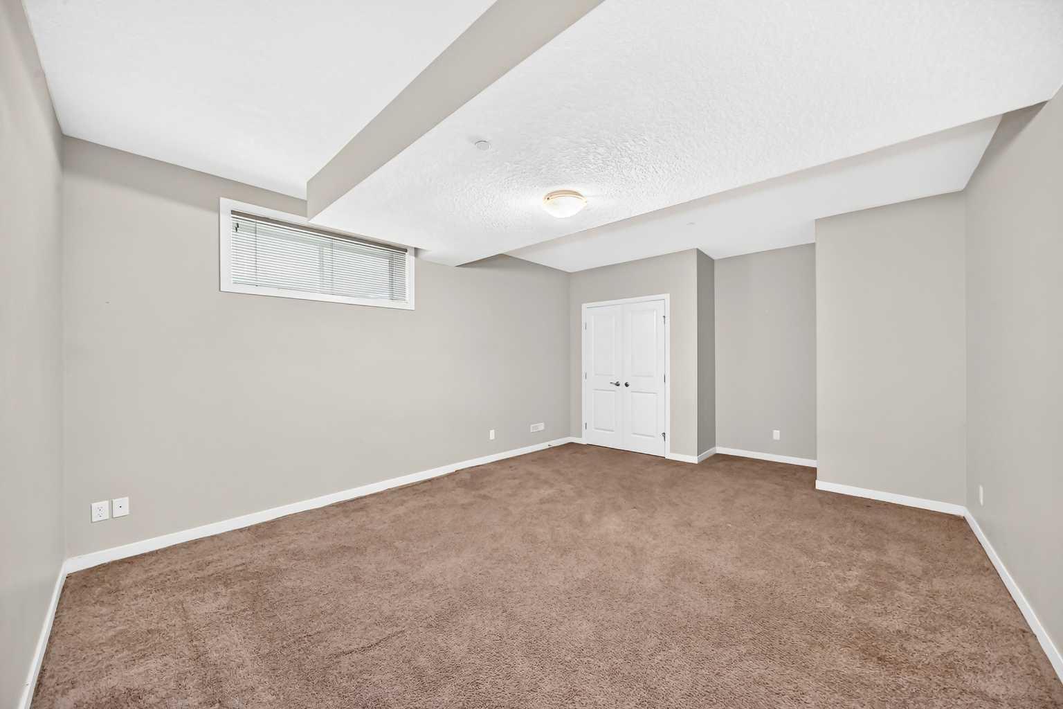 92 Evansfield Place NW