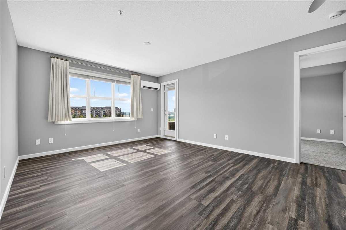 2308, 10 Market Boulevard SE