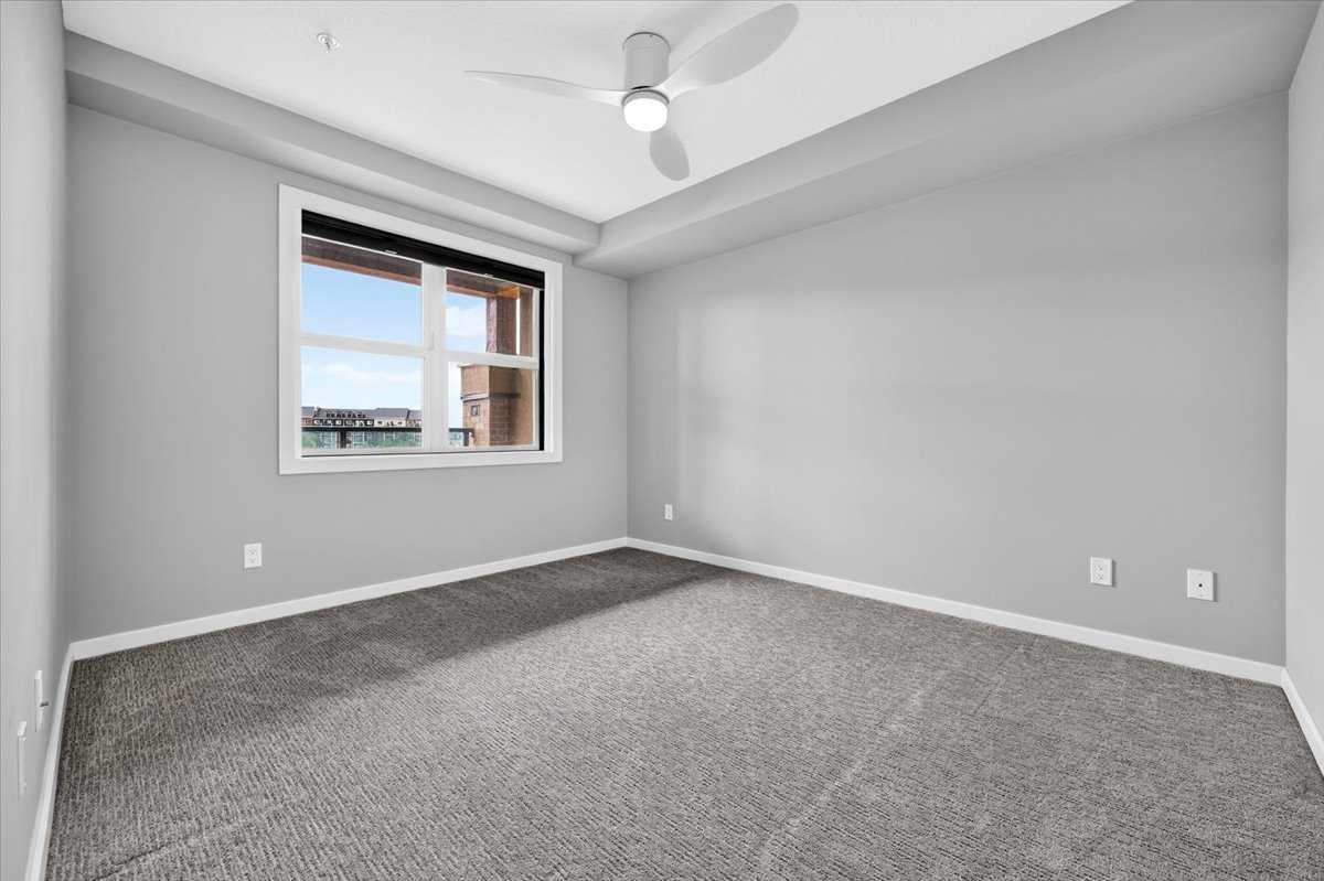 2308, 10 Market Boulevard SE