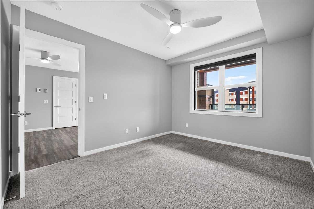 2308, 10 Market Boulevard SE