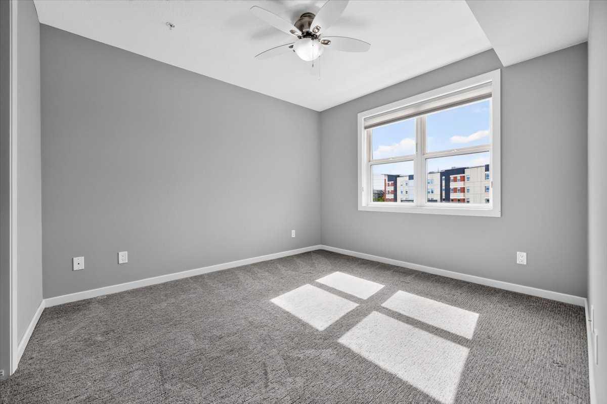 2308, 10 Market Boulevard SE