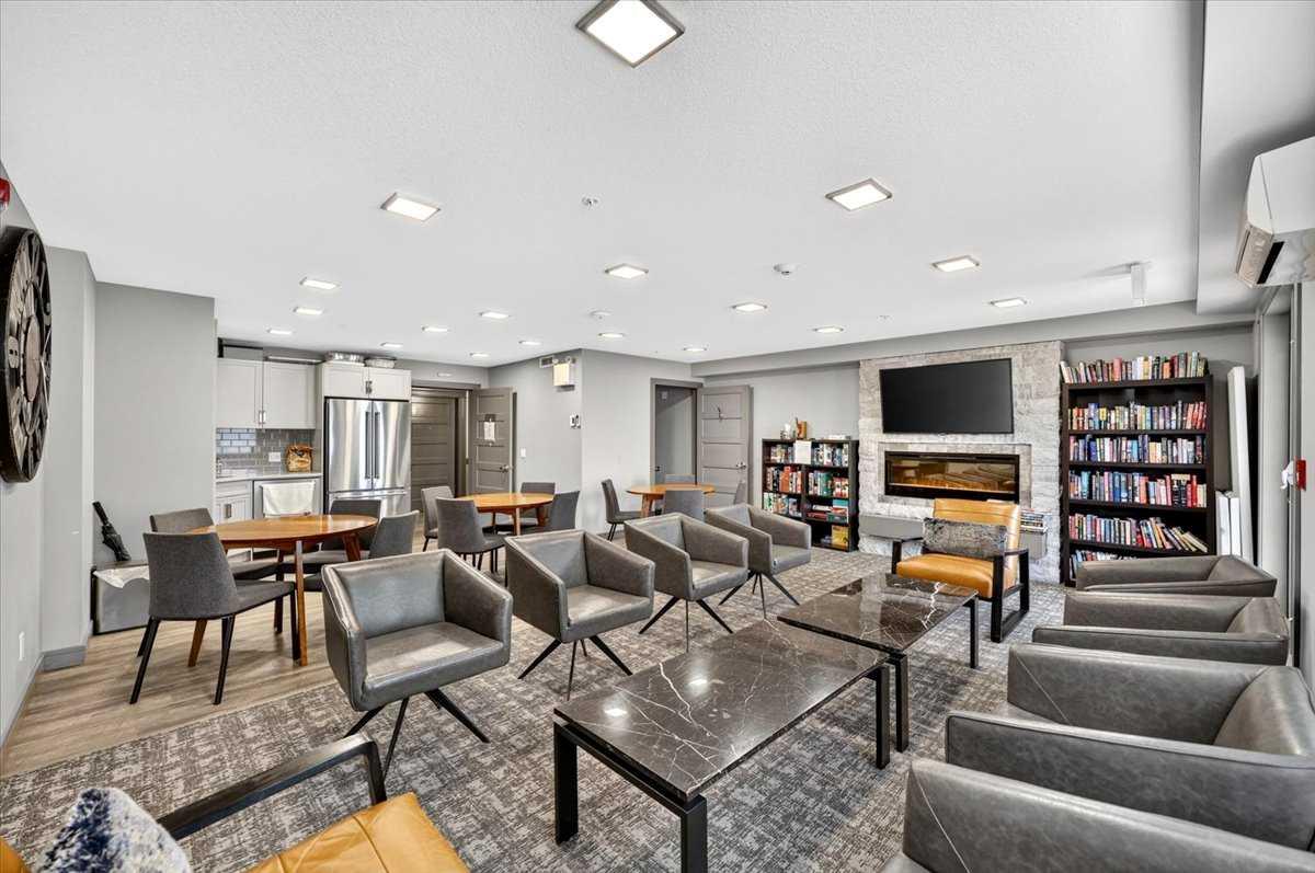 2308, 10 Market Boulevard SE