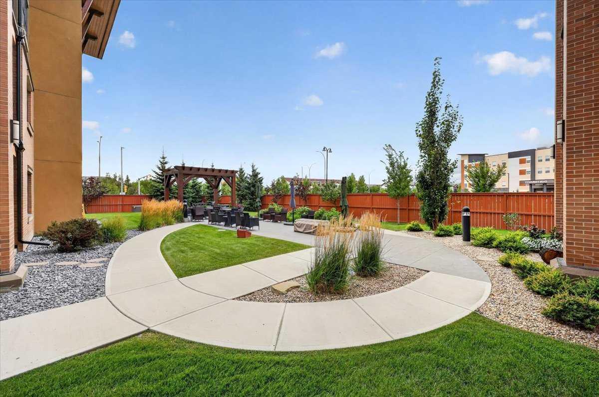2308, 10 Market Boulevard SE