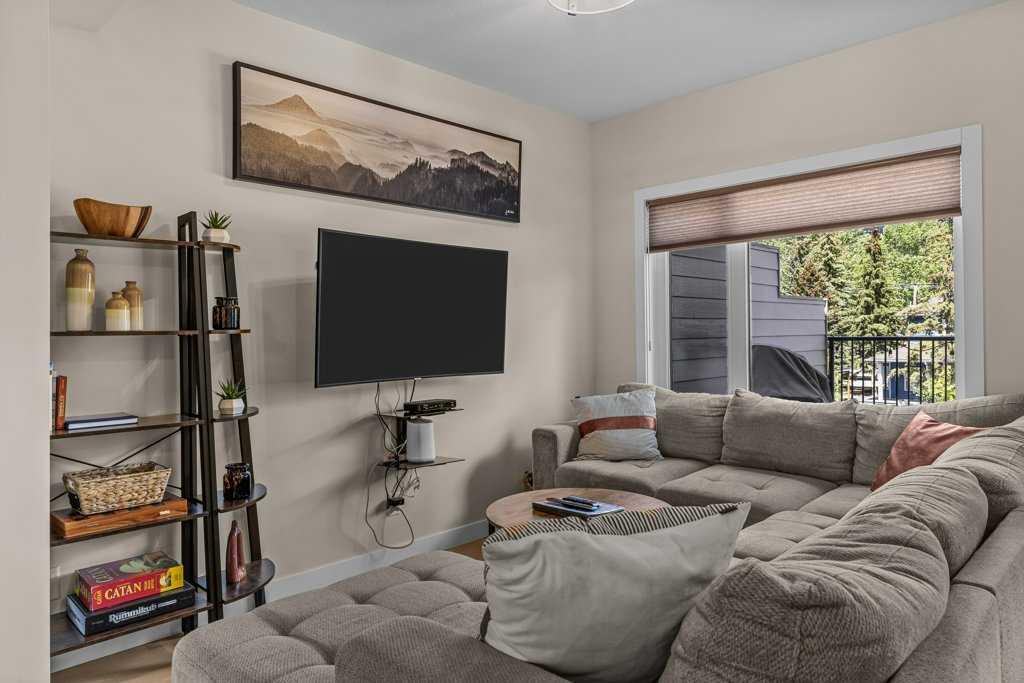 104, 1106 Bow Valley Trail 