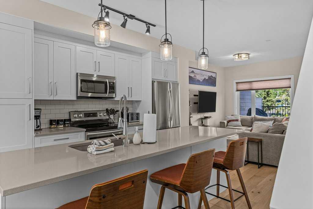 104, 1106 Bow Valley Trail 