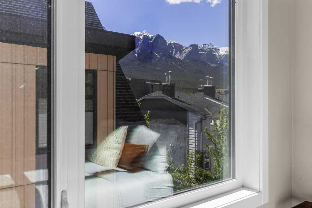 104, 1106 Bow Valley Trail 