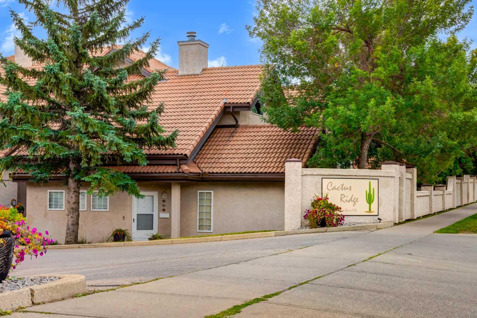 702, 1997 Sirocco Drive SW