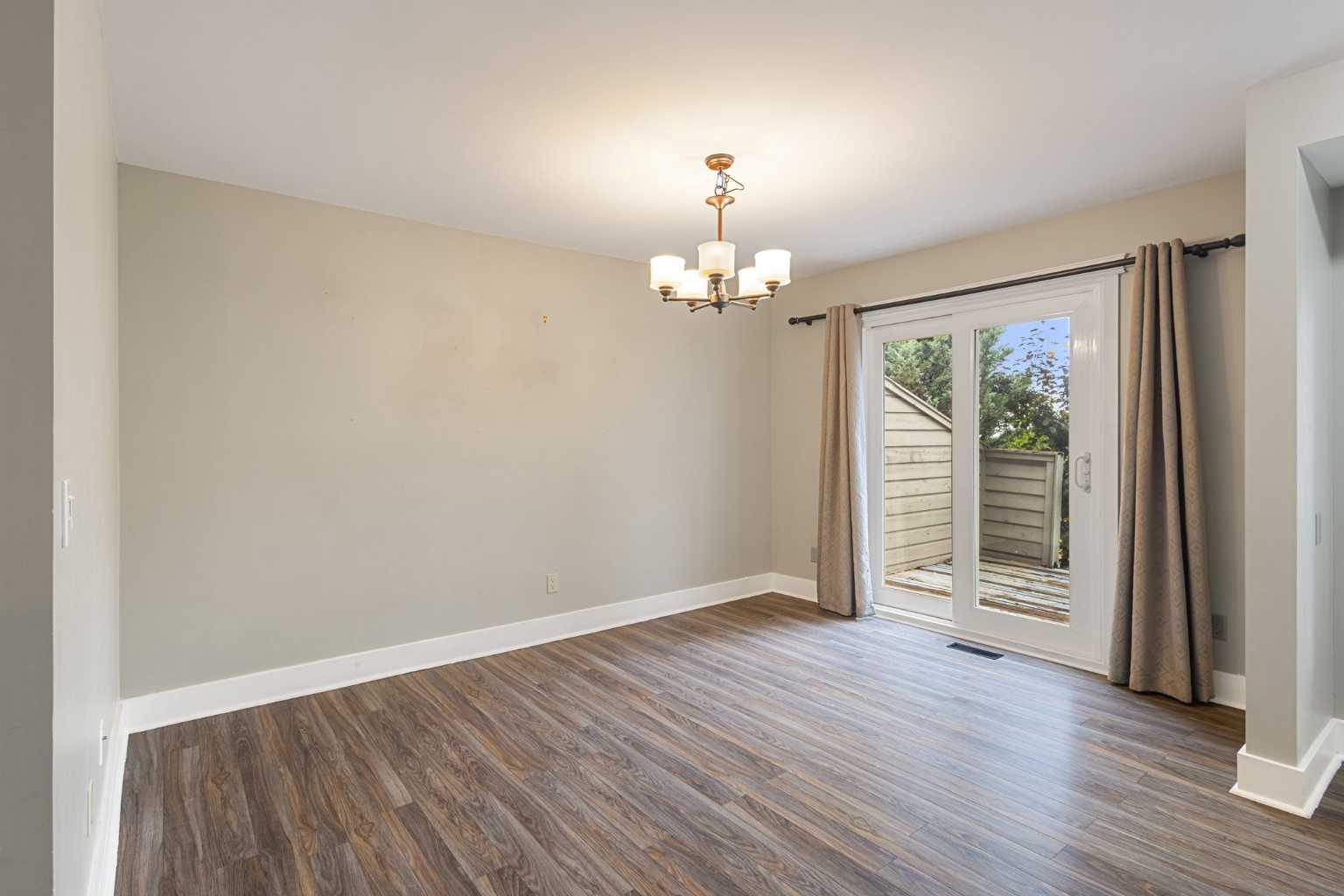 40 Edgemont Estates Road NW