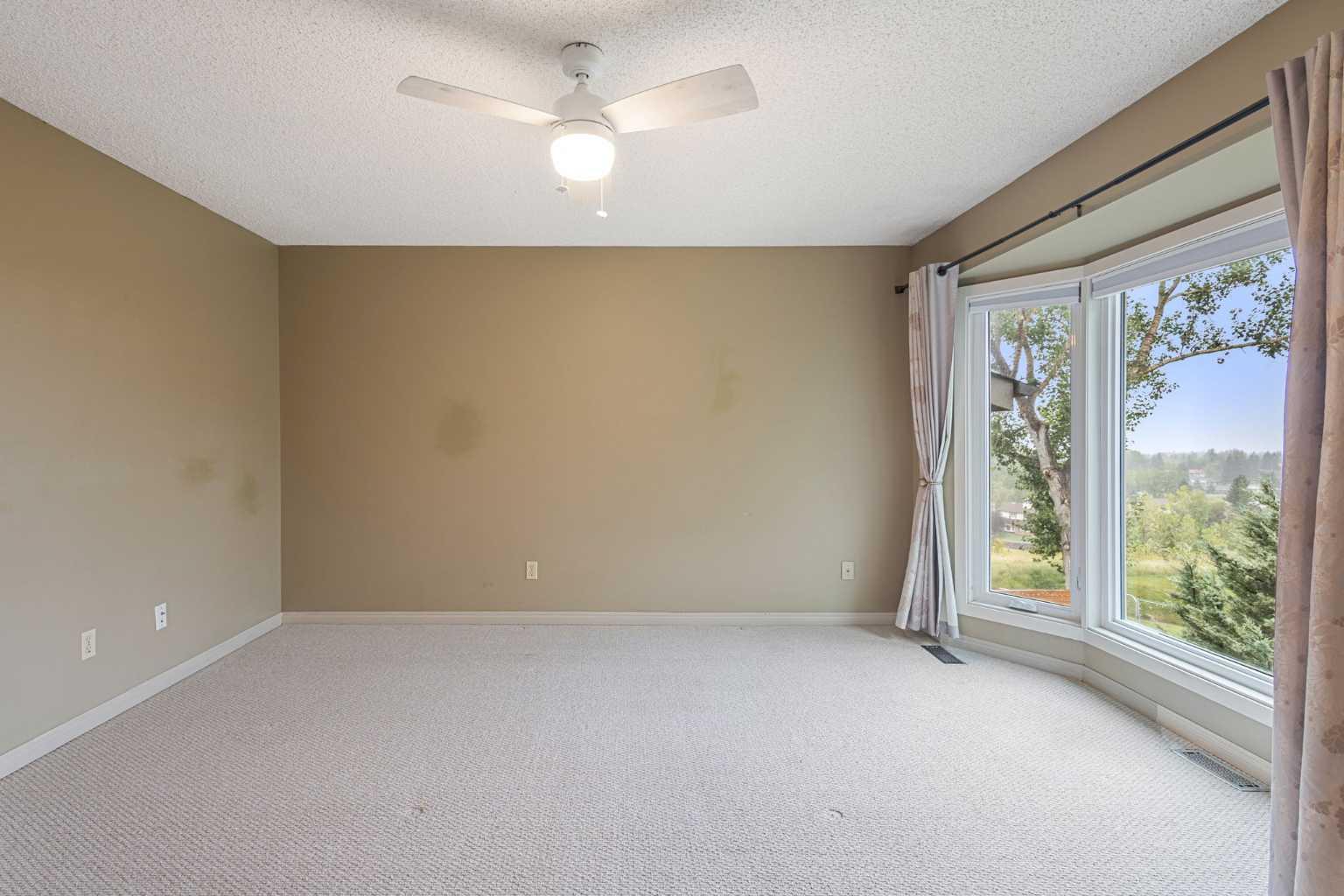 40 Edgemont Estates Road NW