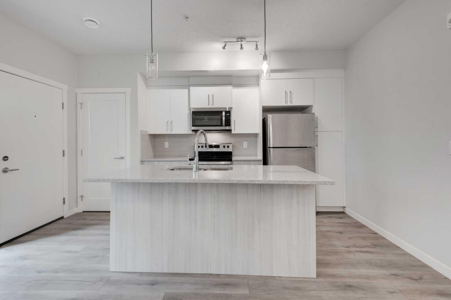 615, 400 Belmont Street SW