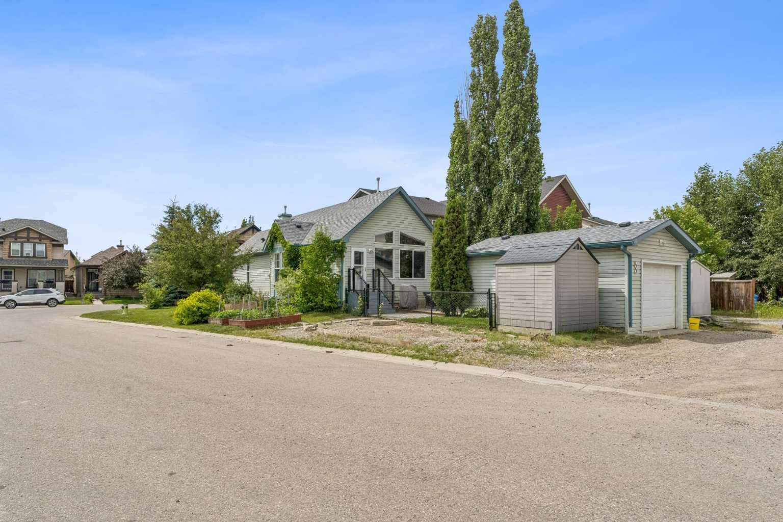 2046 New Brighton Gardens SE