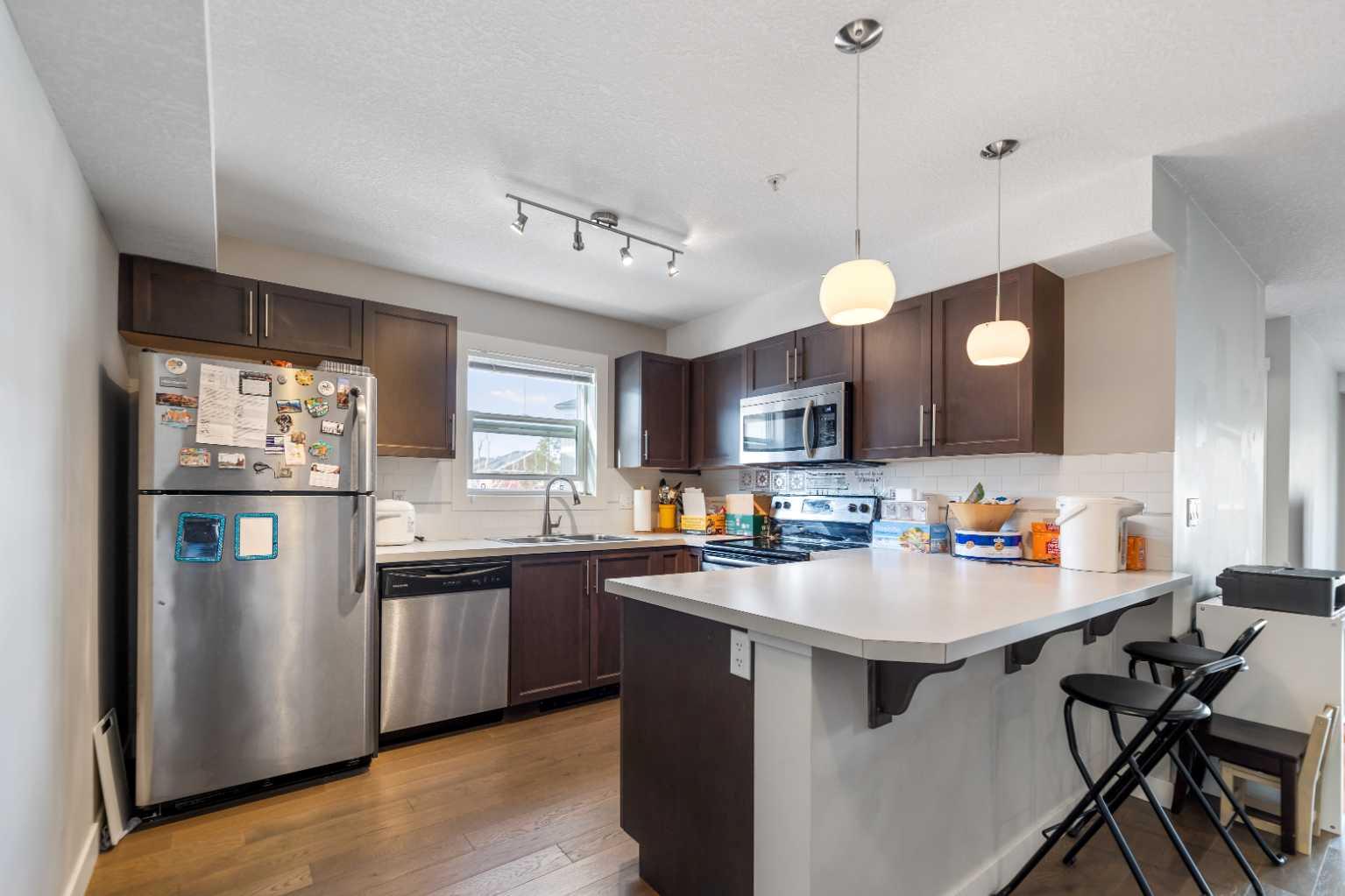 201, 2300 Evanston Square NW