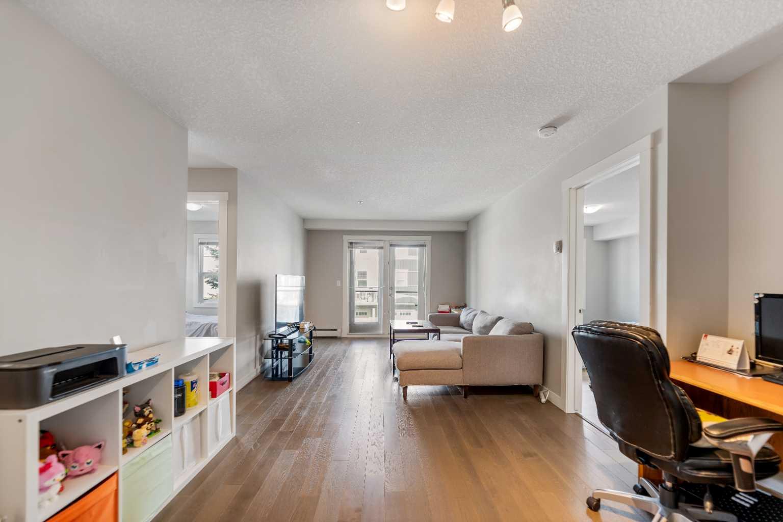201, 2300 Evanston Square NW