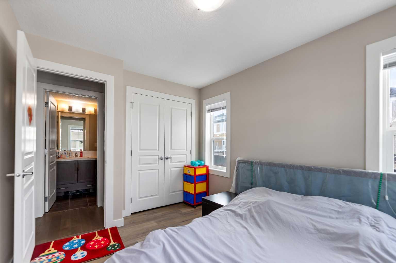 201, 2300 Evanston Square NW