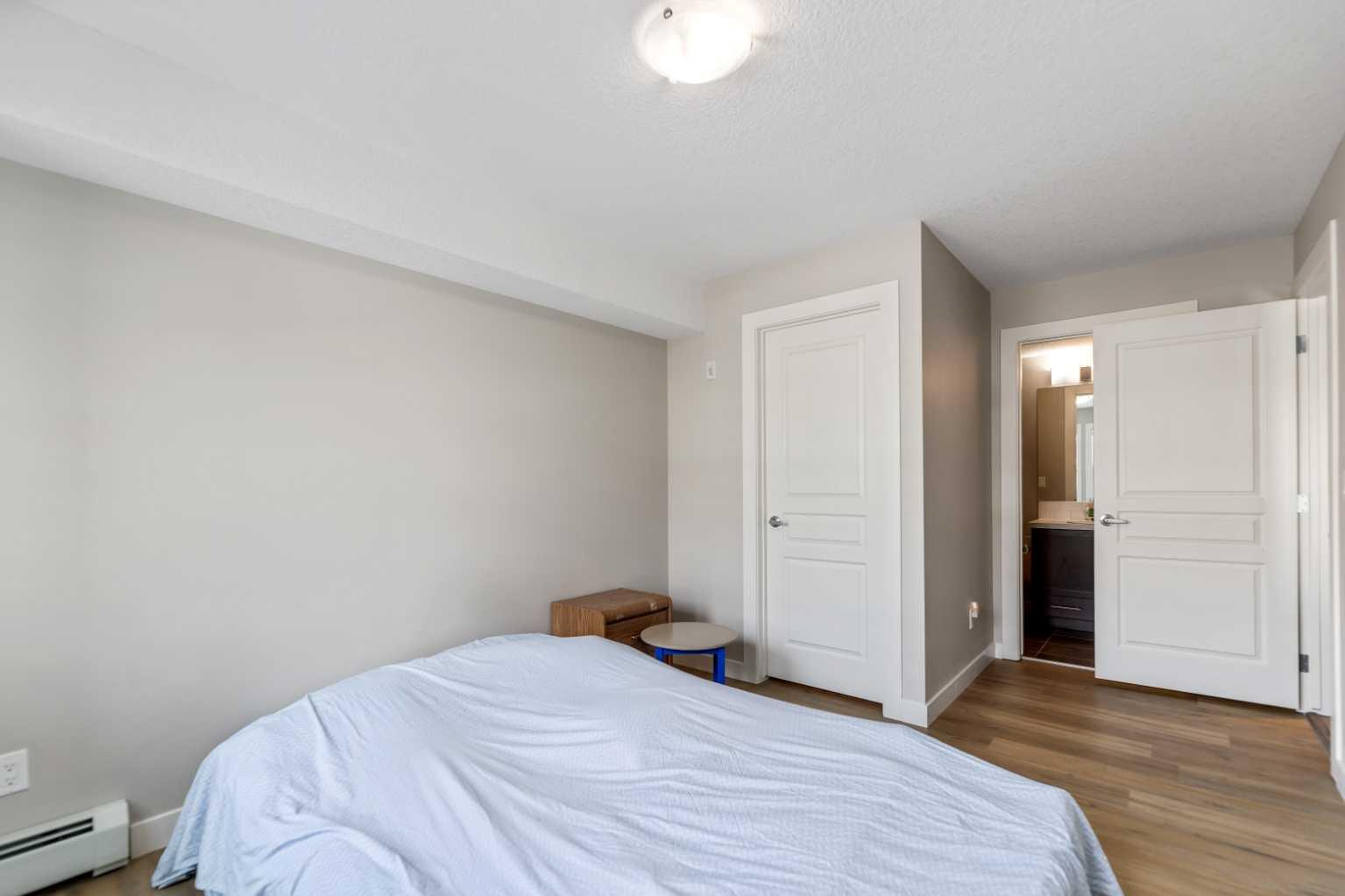 201, 2300 Evanston Square NW
