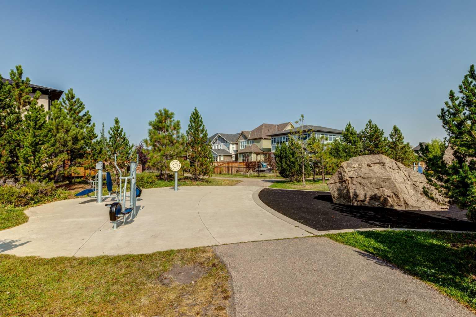14 Marquis Heights SE