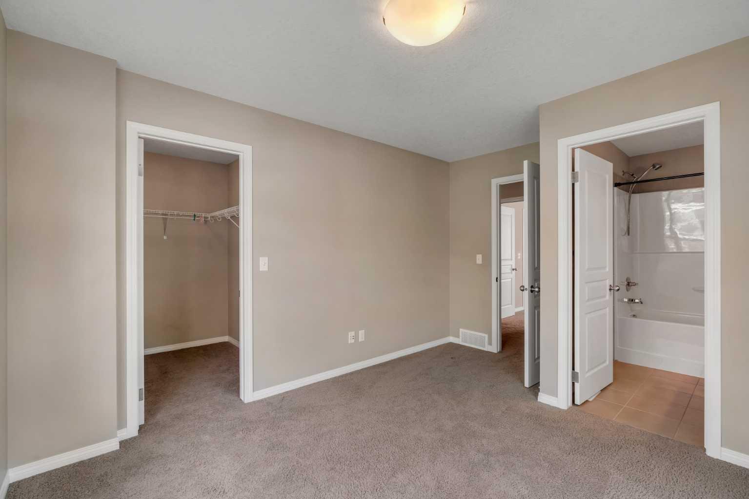 1226 Cranford Court SE