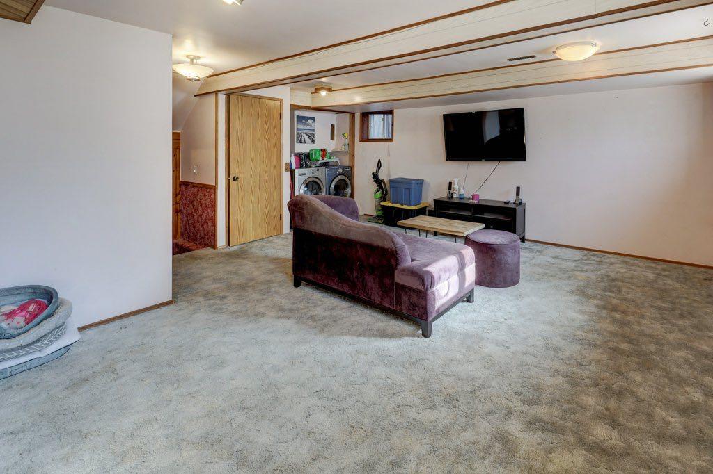 31 Castledale Way NE