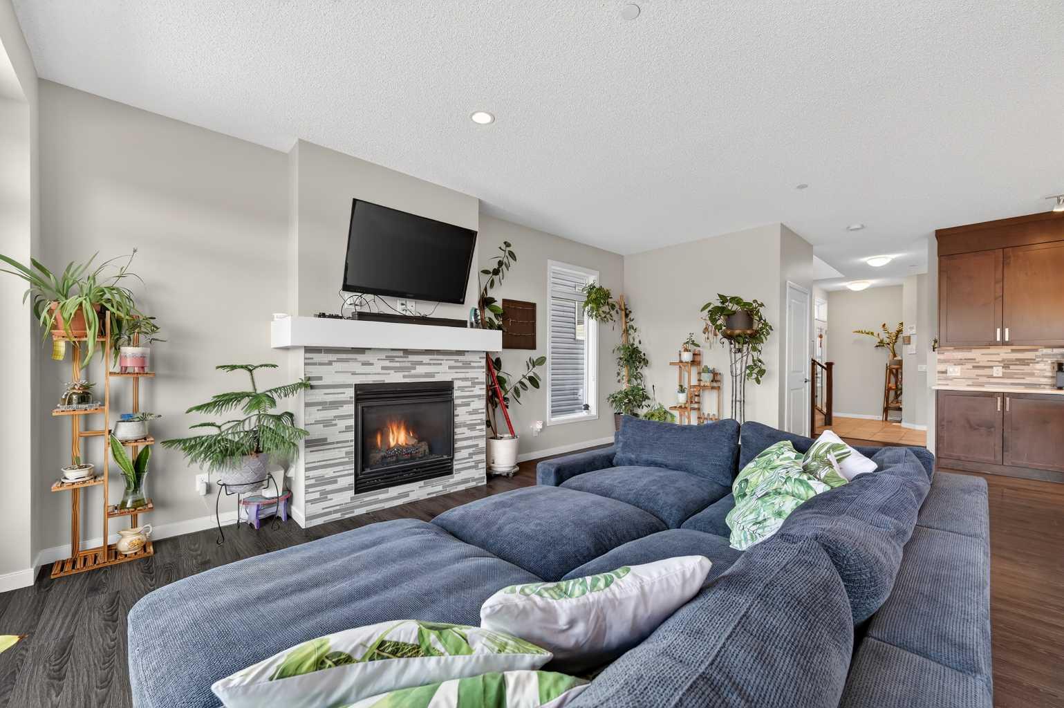 15 Fireside Crescent 