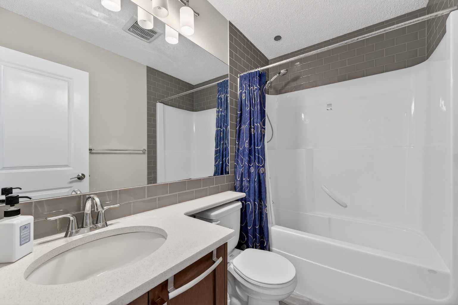 15 Fireside Crescent 