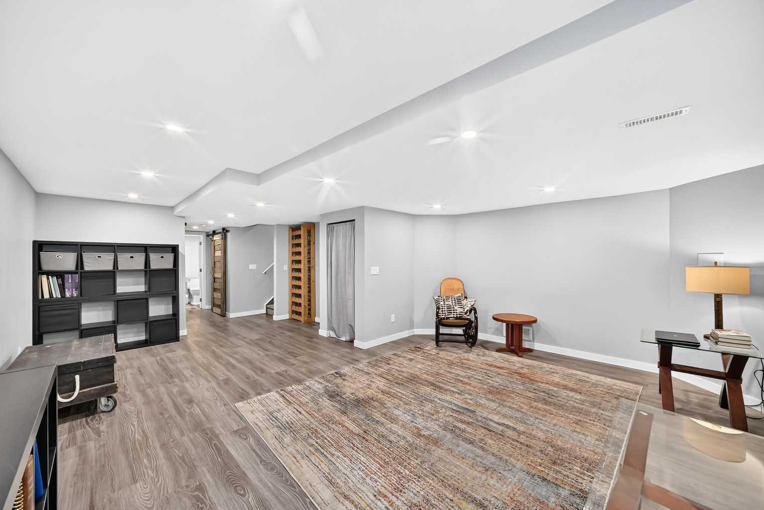 1213 Midpark Lane SW