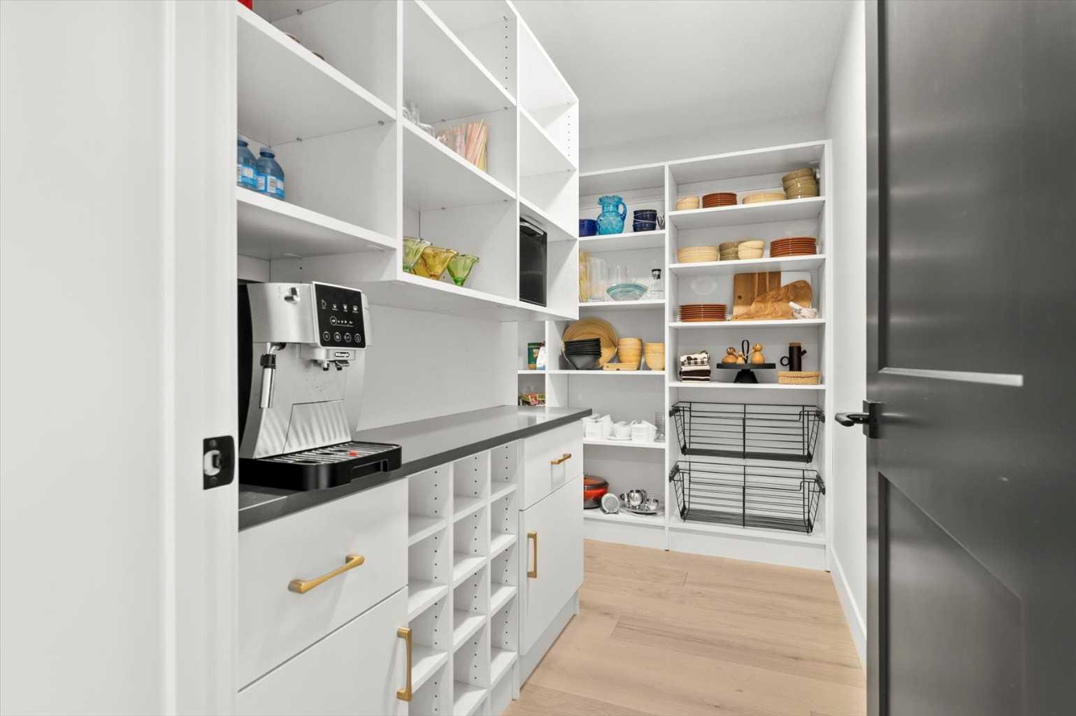 209, 15 Cougar Ridge Landing SW