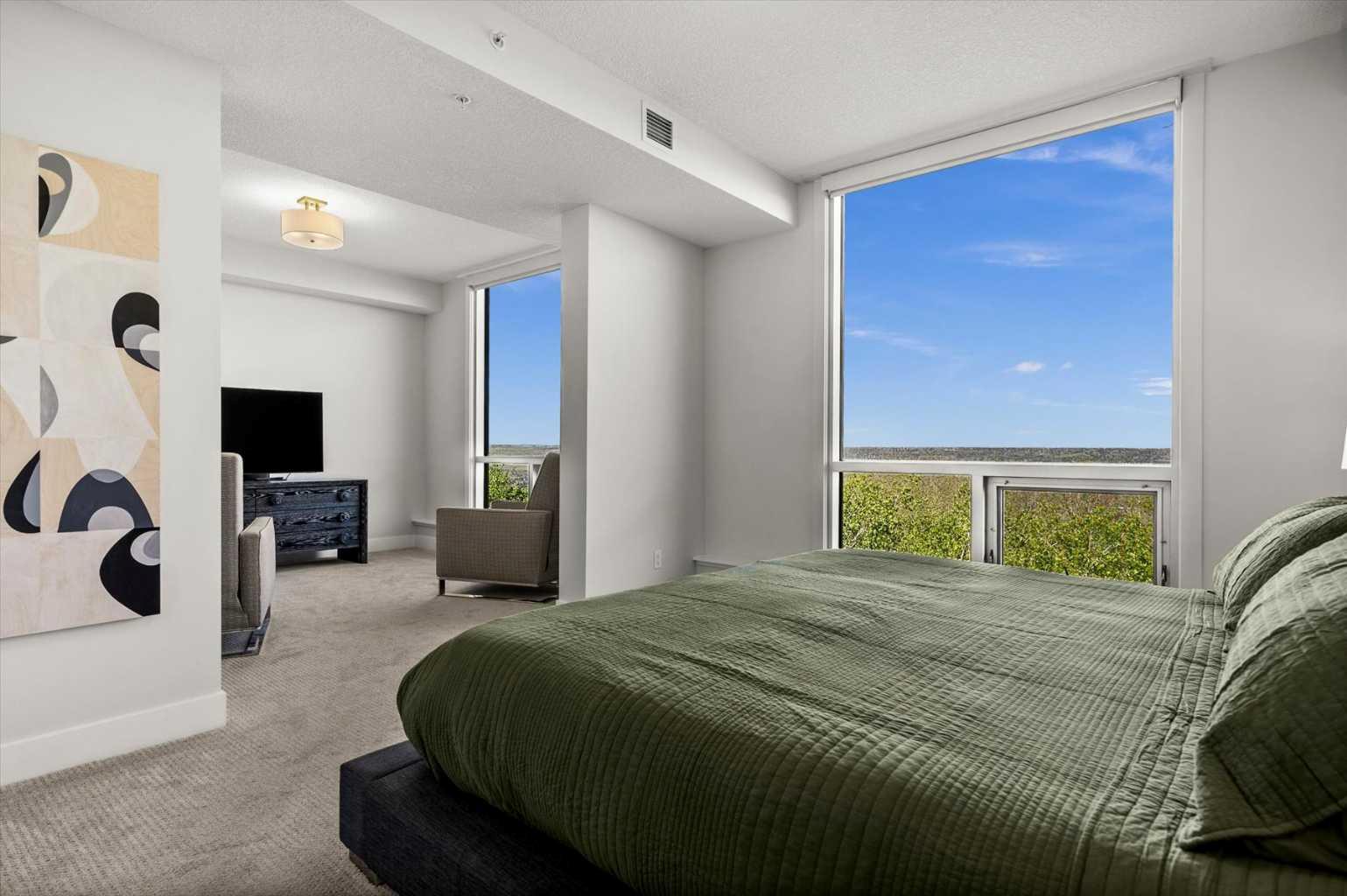 209, 15 Cougar Ridge Landing SW