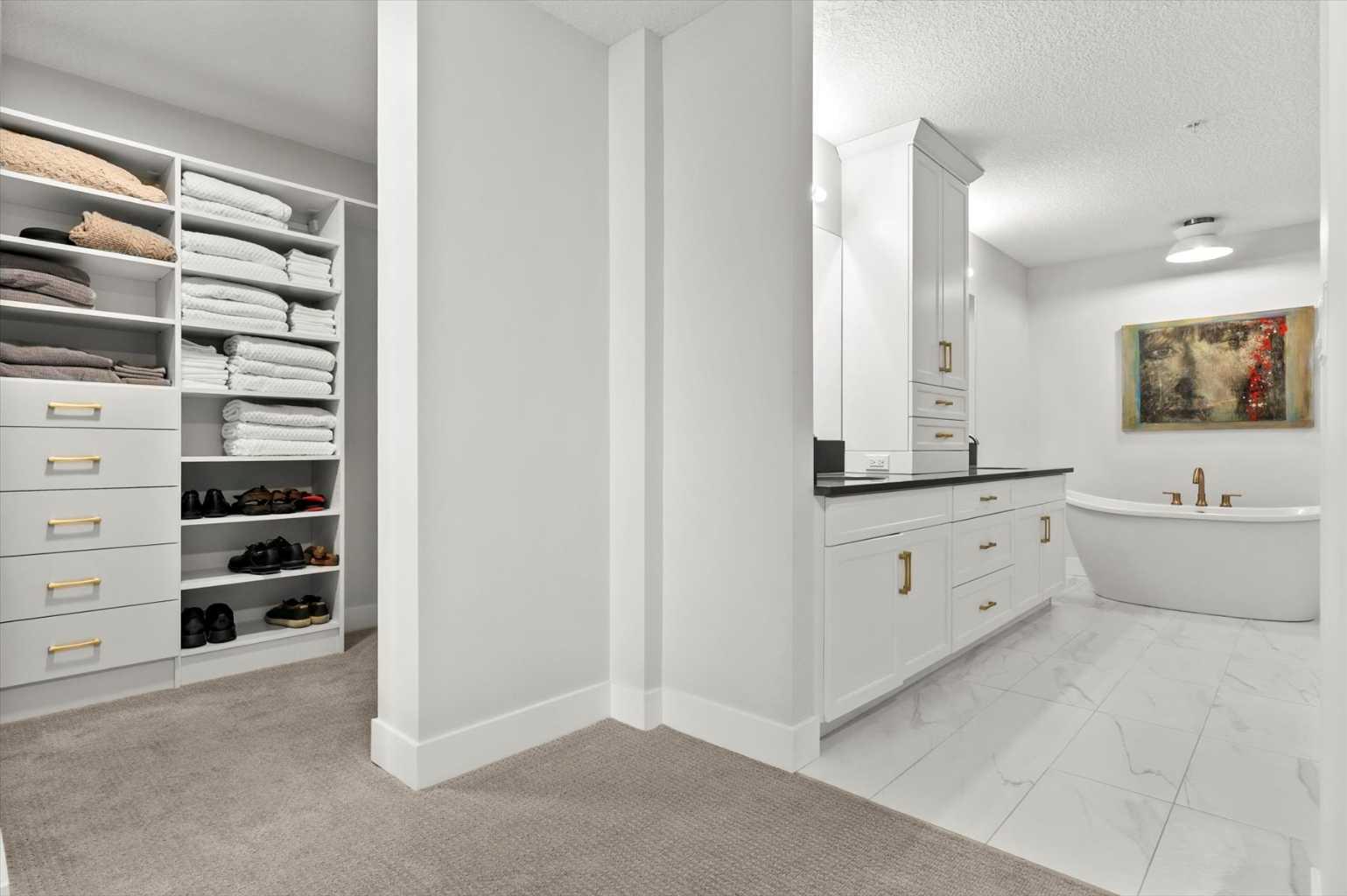 209, 15 Cougar Ridge Landing SW