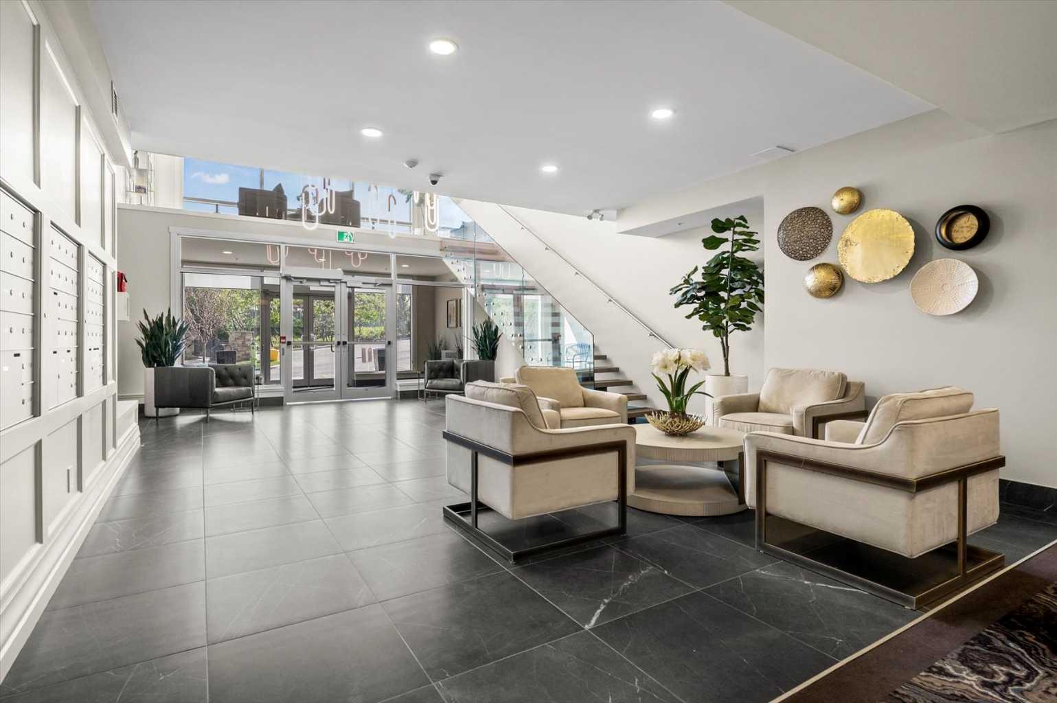 209, 15 Cougar Ridge Landing SW