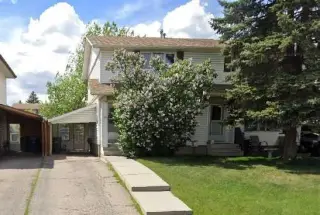 40 Fonda Crescent SE
