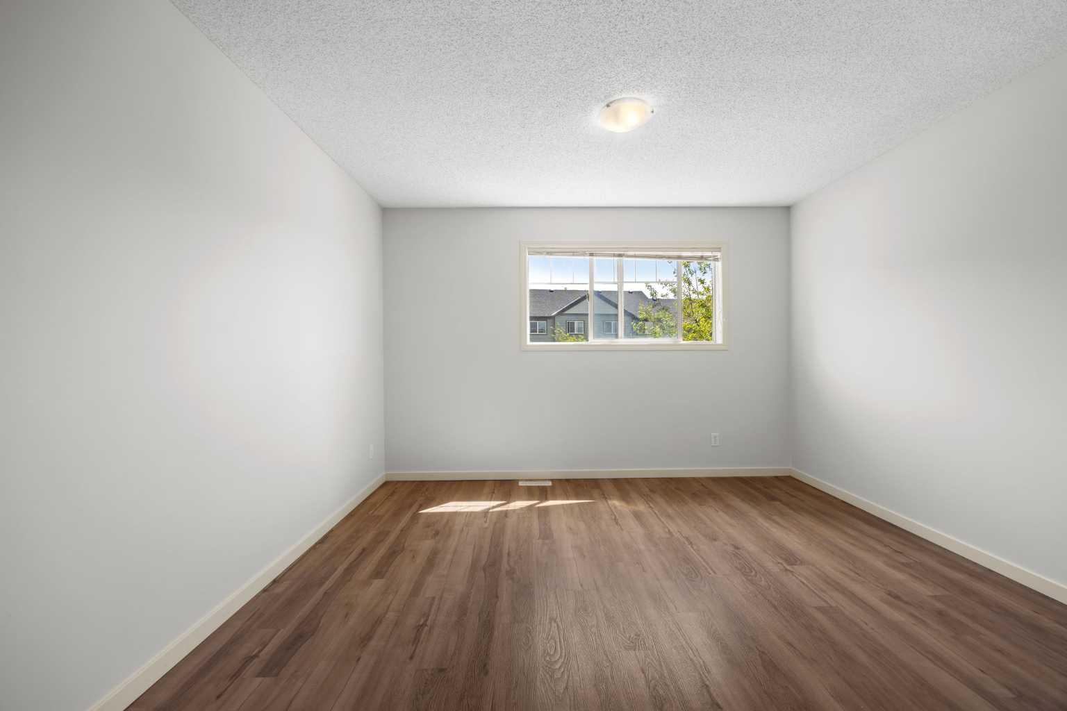 27 Panatella Villas NW