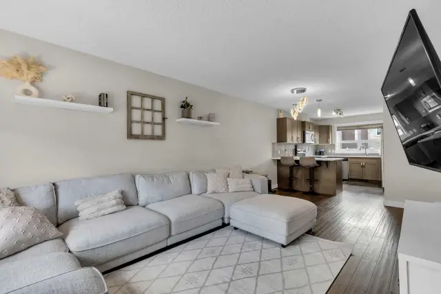 305, 2461 Baysprings Link SW