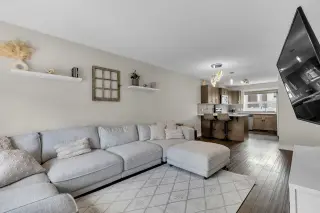 305, 2461 Baysprings Link SW