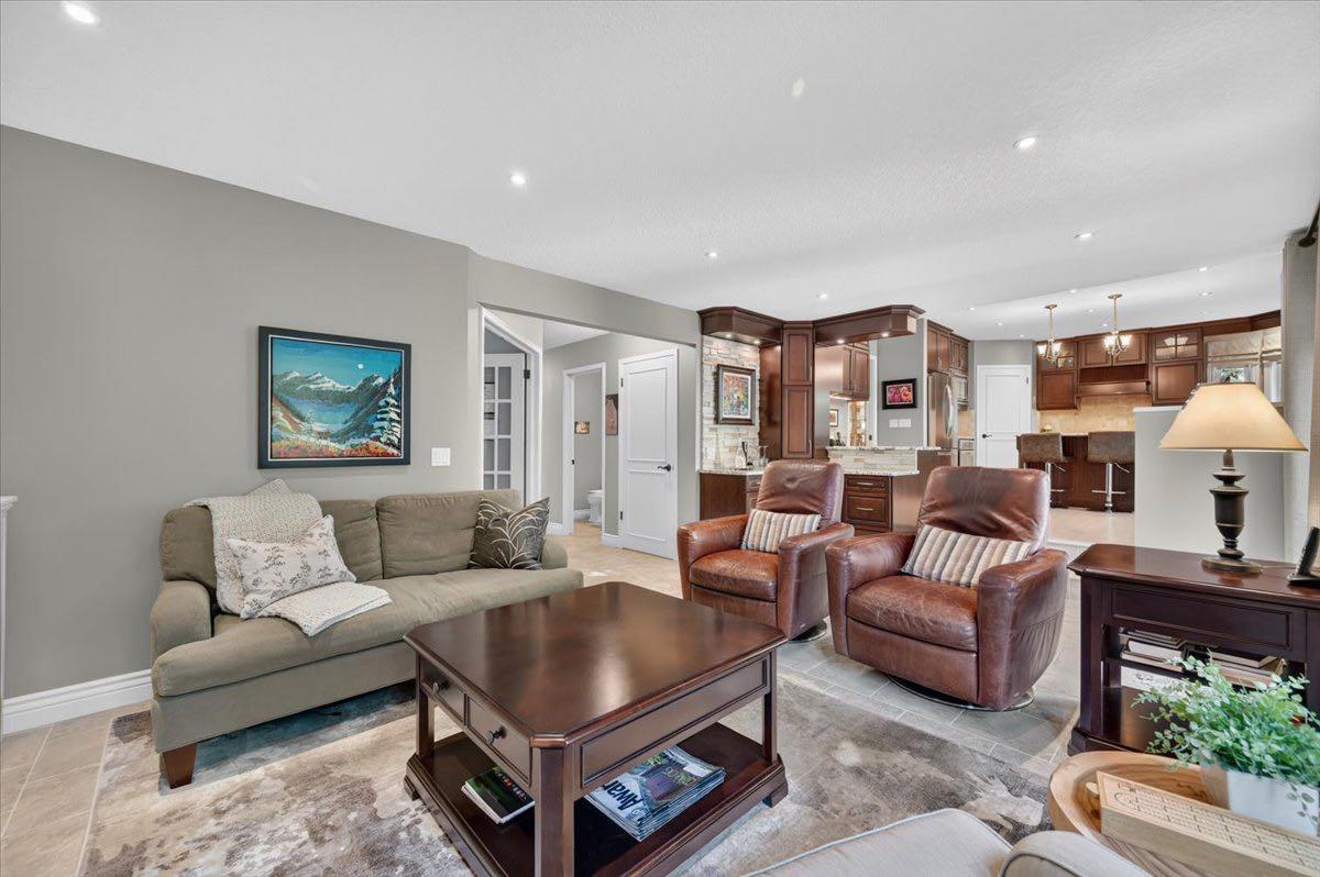 451 Hawkview Manor Circle NW