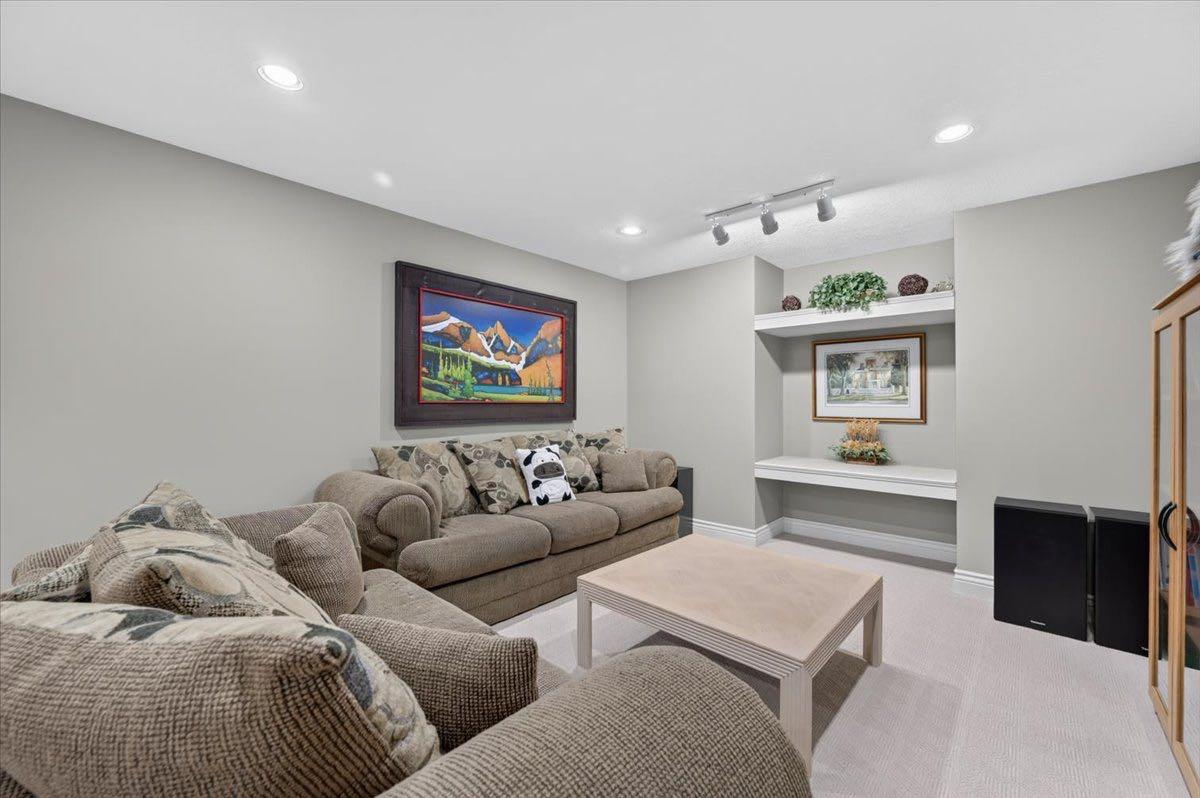 451 Hawkview Manor Circle NW