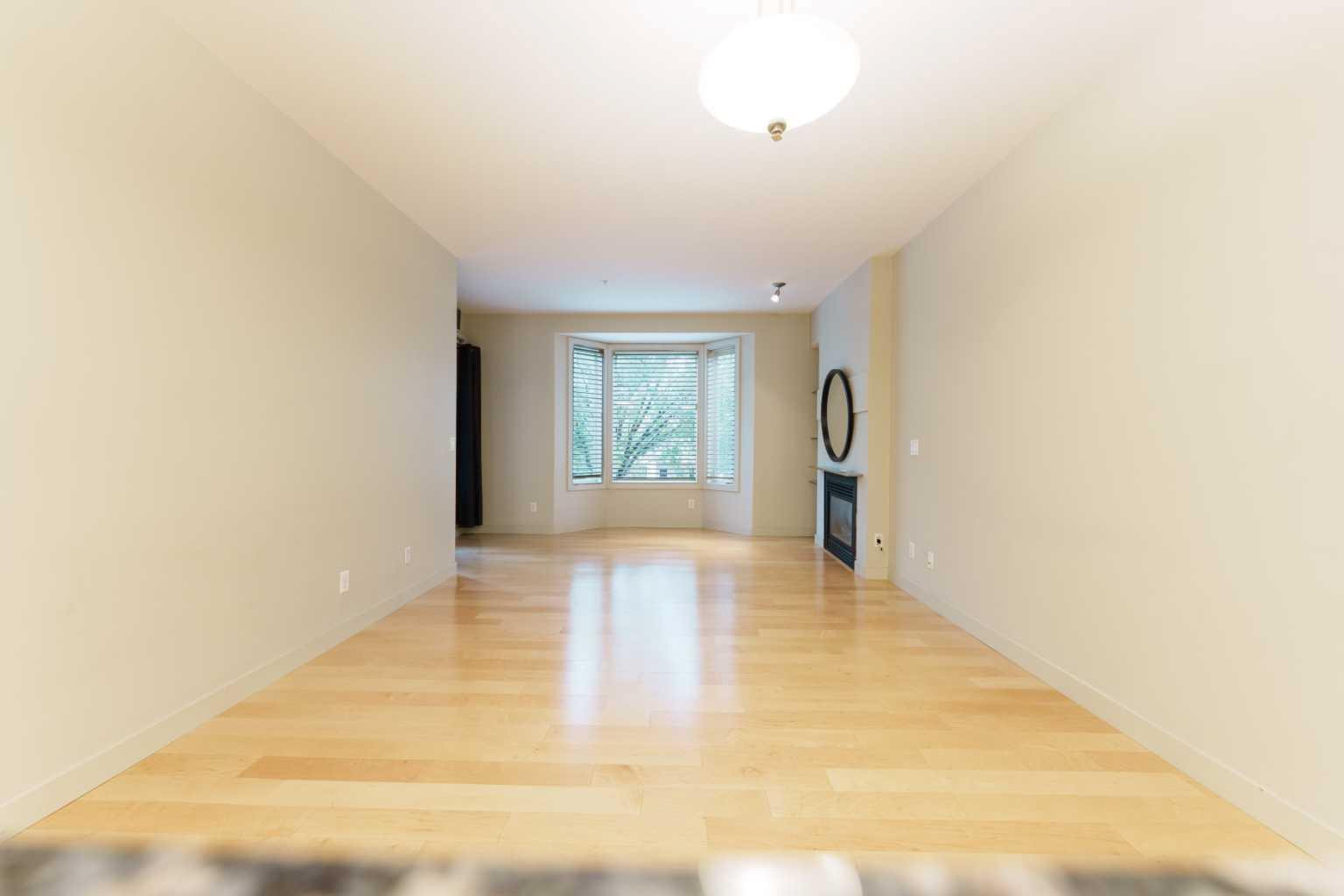 204, 830 Centre Avenue NE