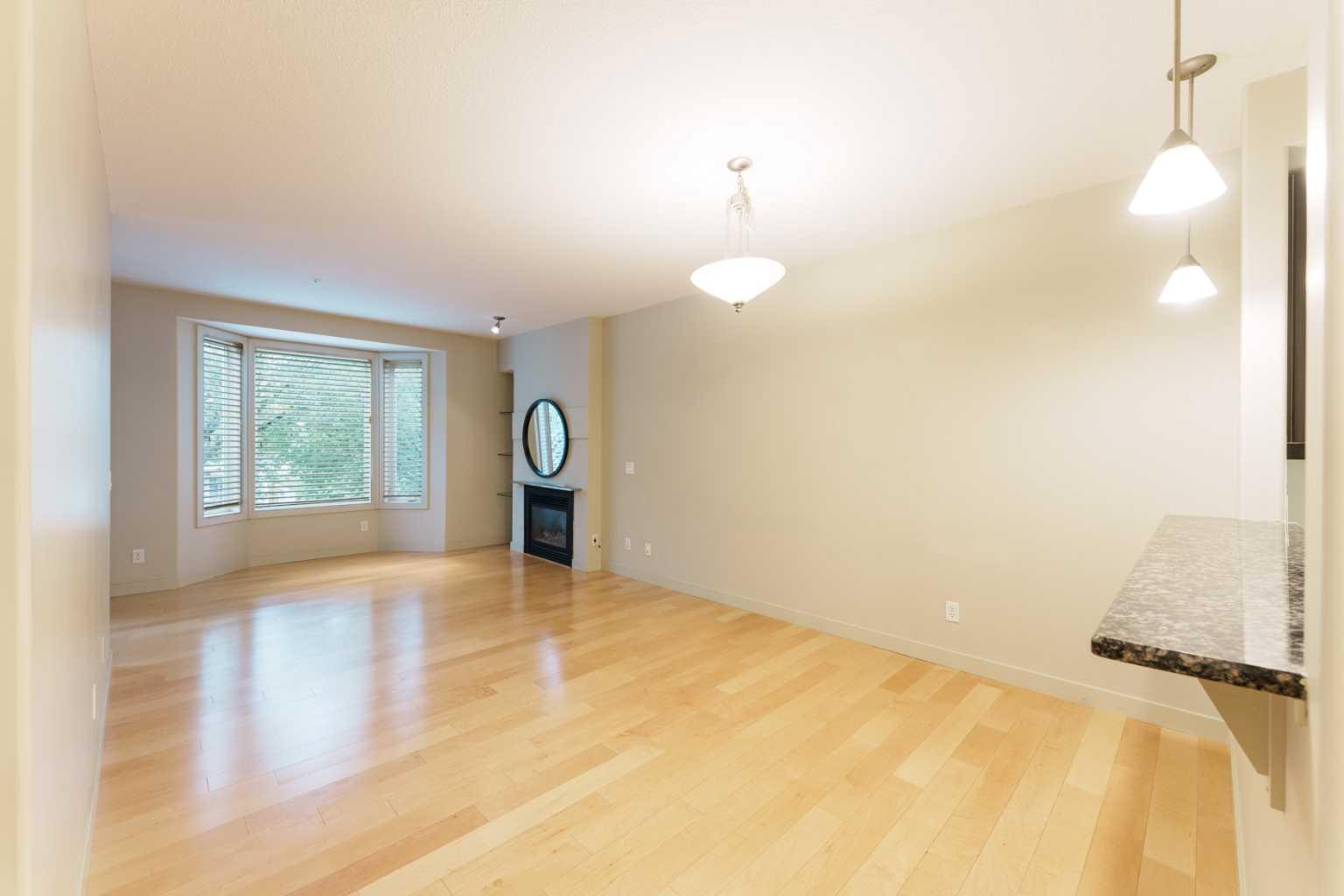 204, 830 Centre Avenue NE