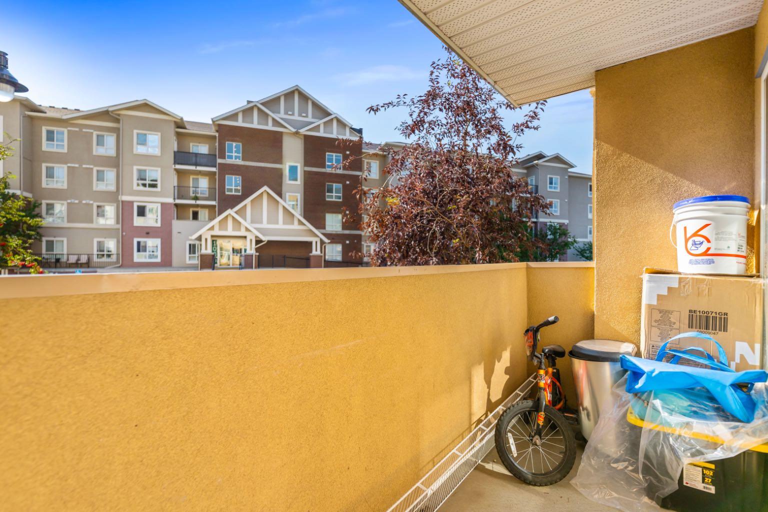 2106, 700 Willowbrook Road NW