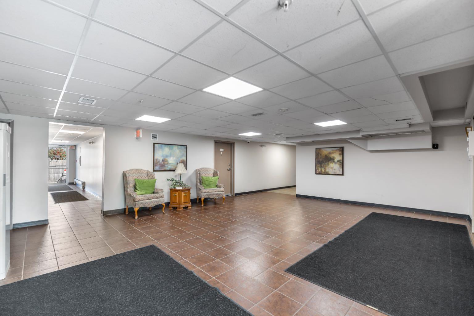 2106, 700 Willowbrook Road NW
