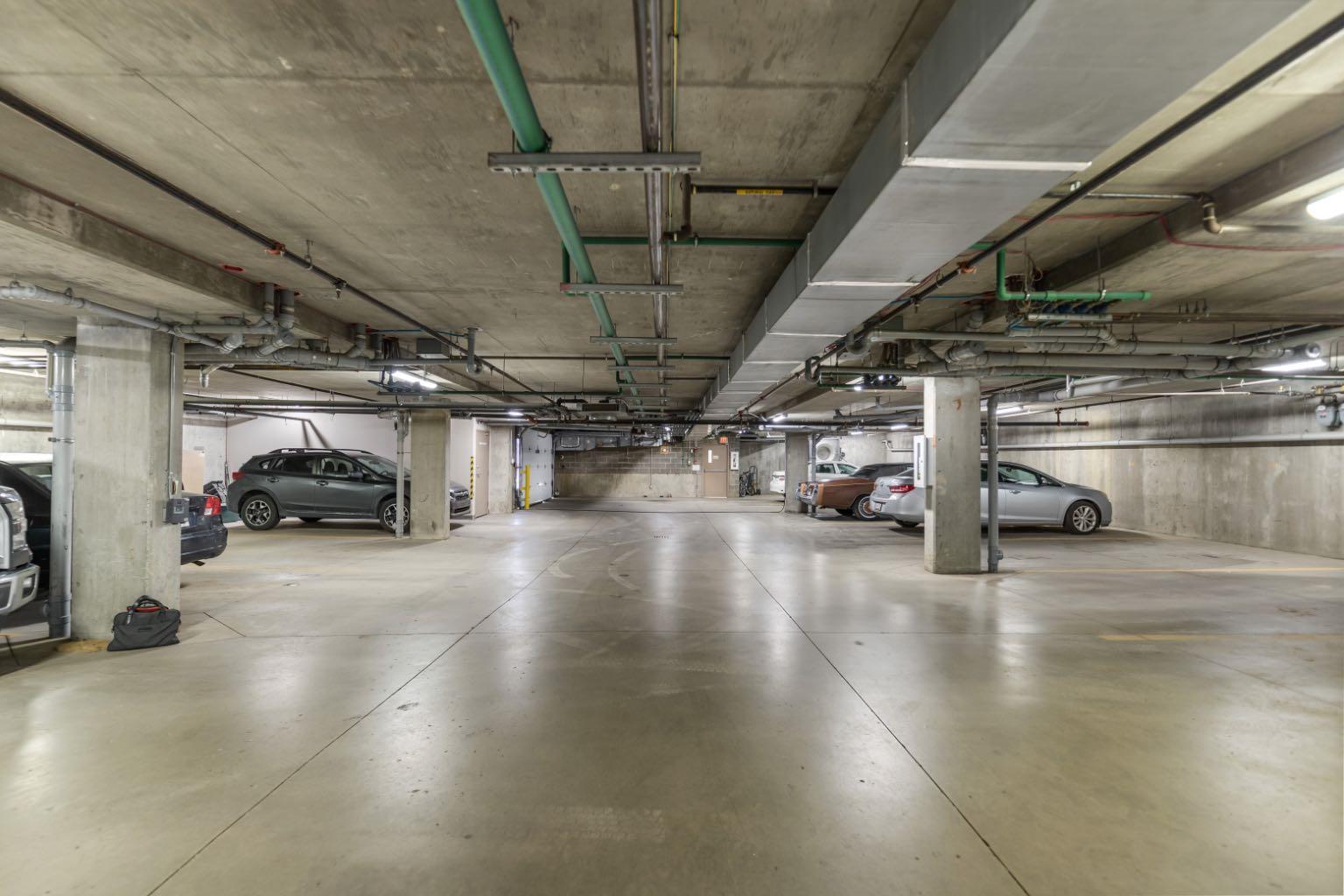 2106, 700 Willowbrook Road NW