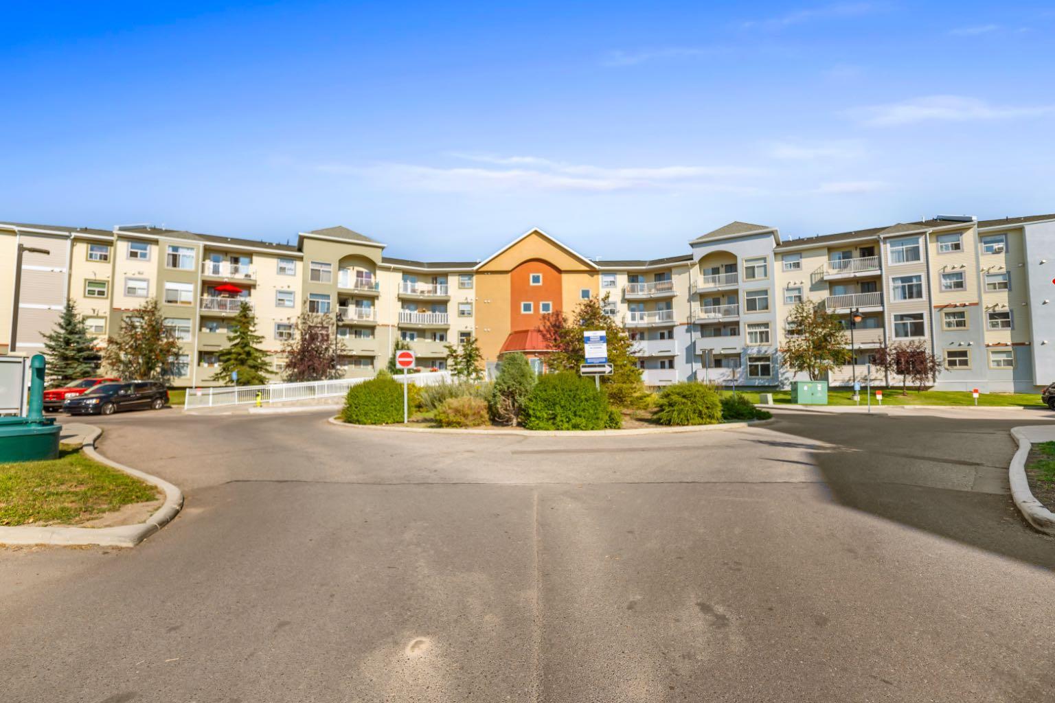 2106, 700 Willowbrook Road NW