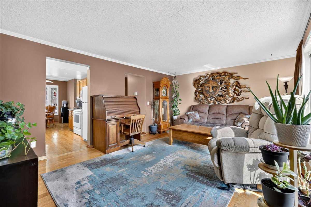 41 Templeson Crescent NE