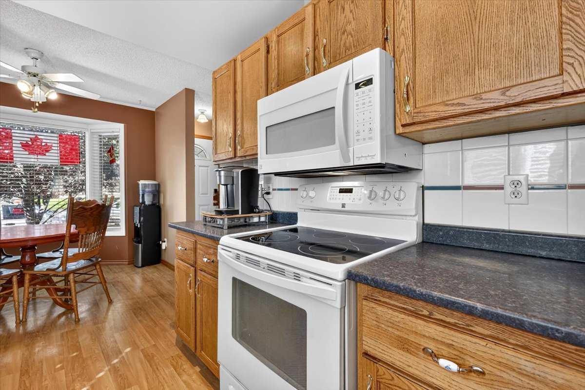 41 Templeson Crescent NE