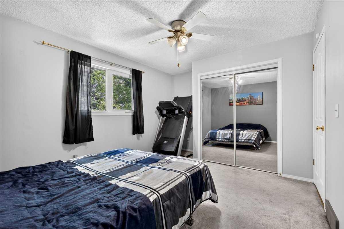 41 Templeson Crescent NE
