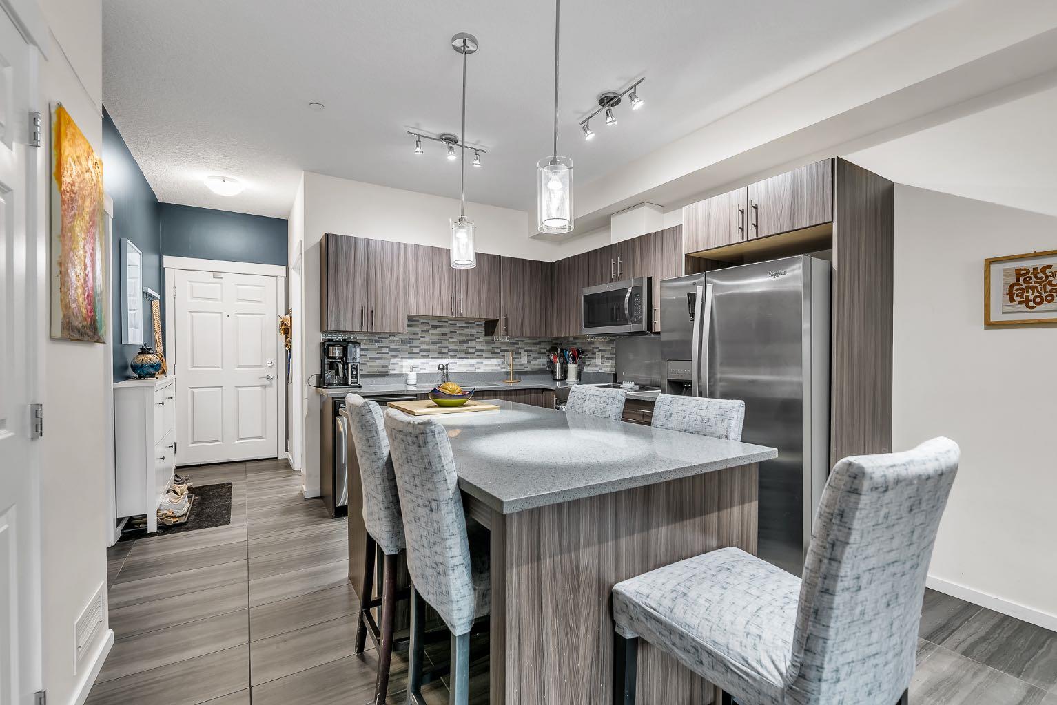 3305, 215 Legacy Boulevard SE