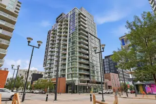 1301, 550 Riverfront Avenue SE